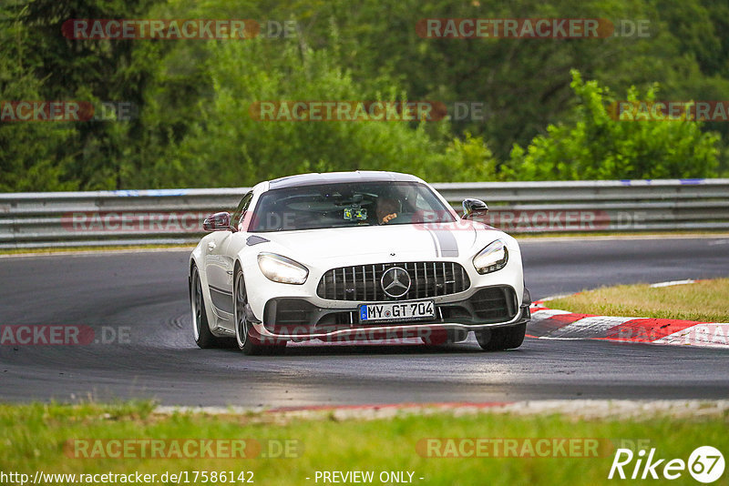 Bild #17586142 - Touristenfahrten Nürburgring Nordschleife (30.06.2022)