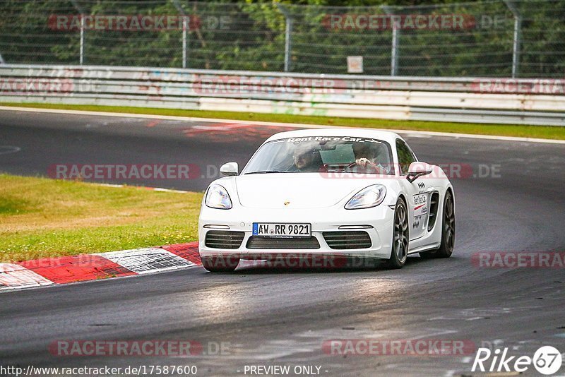 Bild #17587600 - Touristenfahrten Nürburgring Nordschleife (30.06.2022)