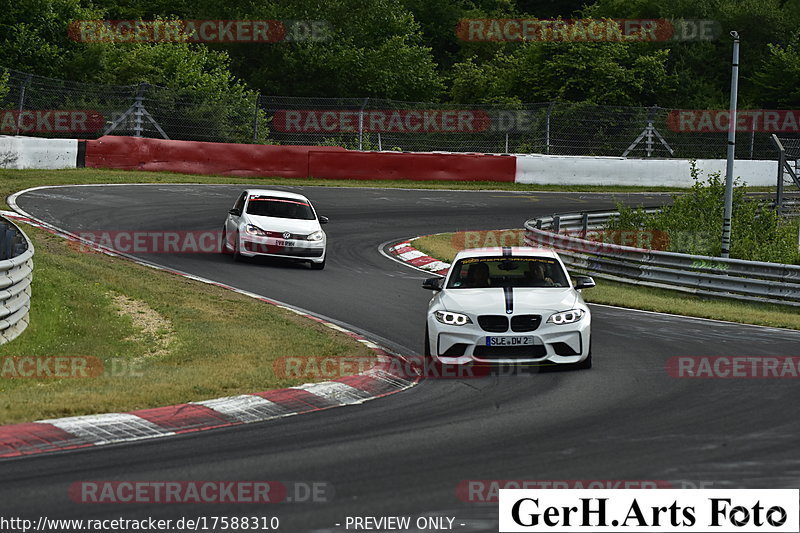 Bild #17588310 - Touristenfahrten Nürburgring Nordschleife (30.06.2022)