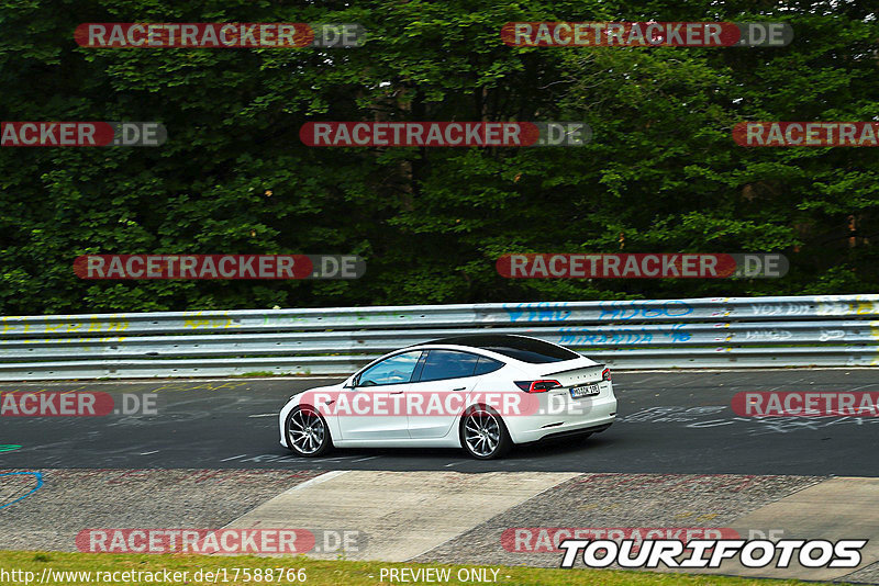 Bild #17588766 - Touristenfahrten Nürburgring Nordschleife (30.06.2022)