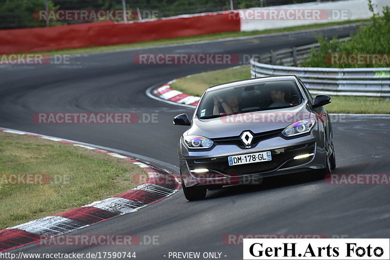 Bild #17590744 - Touristenfahrten Nürburgring Nordschleife (30.06.2022)