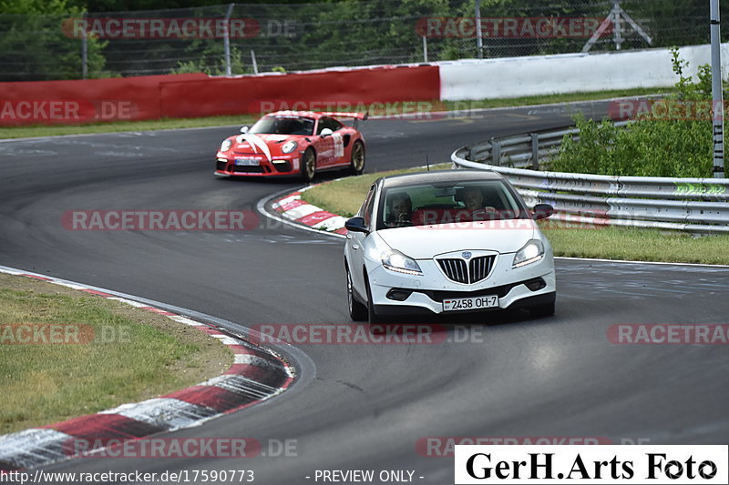 Bild #17590773 - Touristenfahrten Nürburgring Nordschleife (30.06.2022)