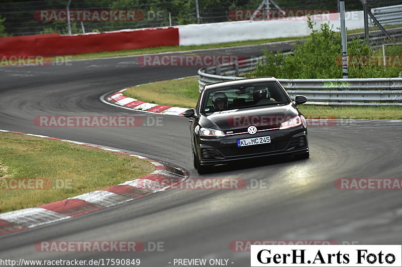 Bild #17590849 - Touristenfahrten Nürburgring Nordschleife (30.06.2022)