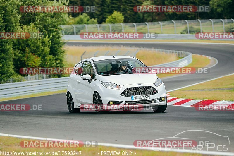 Bild #17593247 - Touristenfahrten Nürburgring Nordschleife (01.07.2022)