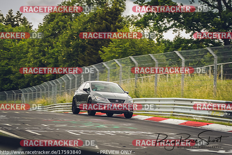 Bild #17593840 - Touristenfahrten Nürburgring Nordschleife (01.07.2022)