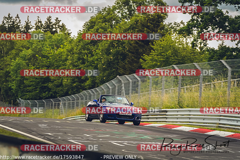 Bild #17593847 - Touristenfahrten Nürburgring Nordschleife (01.07.2022)