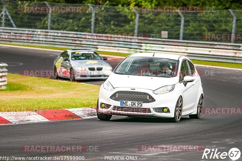 Bild #17599900 - Touristenfahrten Nürburgring Nordschleife (01.07.2022)