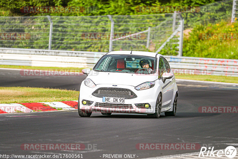 Bild #17600561 - Touristenfahrten Nürburgring Nordschleife (01.07.2022)