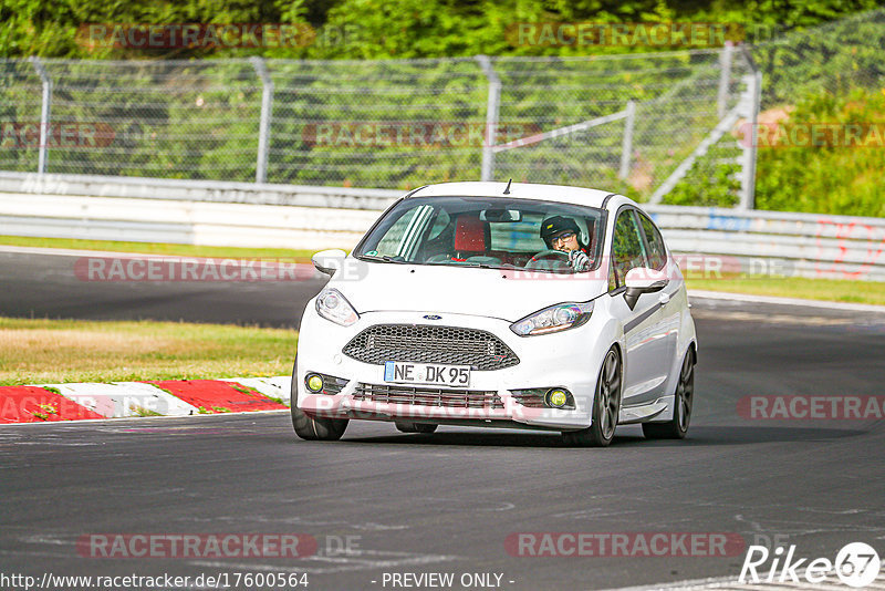 Bild #17600564 - Touristenfahrten Nürburgring Nordschleife (01.07.2022)