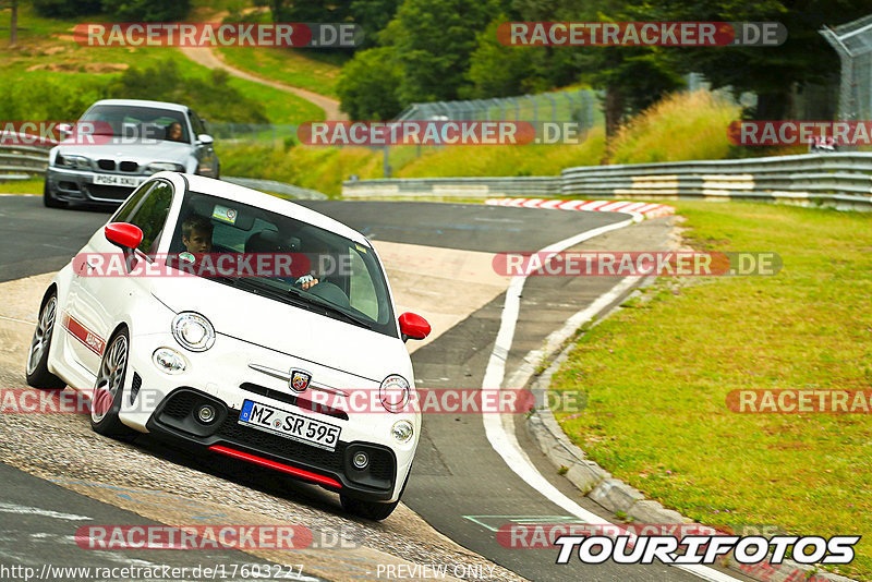 Bild #17603227 - Touristenfahrten Nürburgring Nordschleife (01.07.2022)