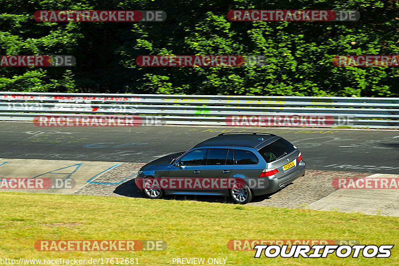 Bild #17612681 - Touristenfahrten Nürburgring Nordschleife (02.07.2022)