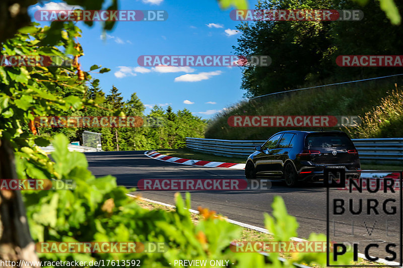 Bild #17613592 - Touristenfahrten Nürburgring Nordschleife (02.07.2022)