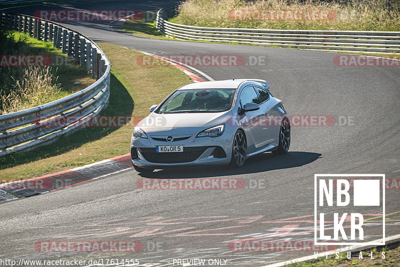 Bild #17614555 - Touristenfahrten Nürburgring Nordschleife (02.07.2022)