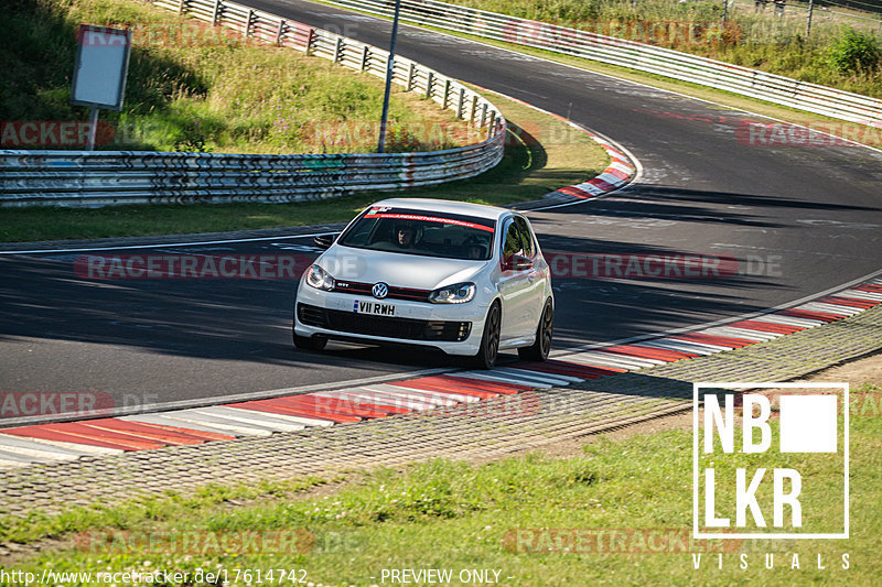 Bild #17614742 - Touristenfahrten Nürburgring Nordschleife (02.07.2022)