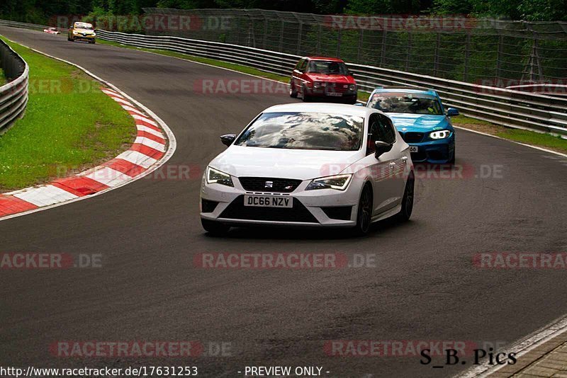 Bild #17631253 - Touristenfahrten Nürburgring Nordschleife (03.07.2022)