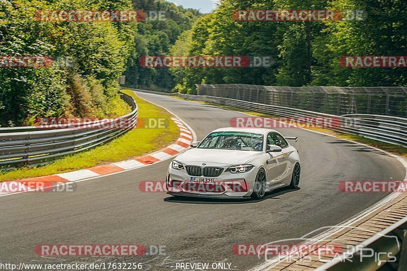 Bild #17632256 - Touristenfahrten Nürburgring Nordschleife (03.07.2022)