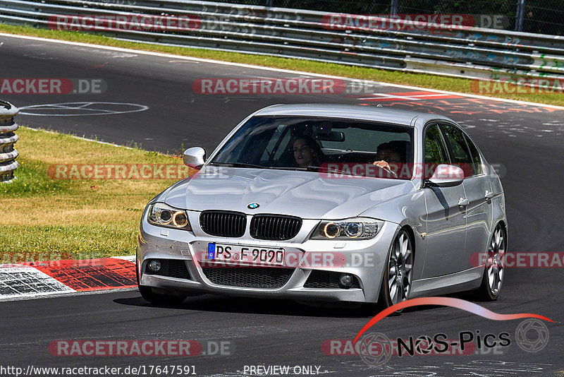 Bild #17647591 - Touristenfahrten Nürburgring Nordschleife (03.07.2022)