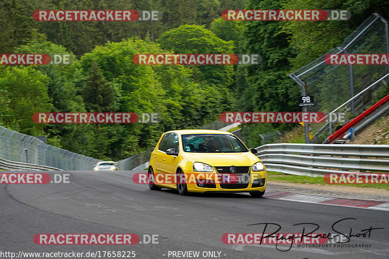 Bild #17658225 - Touristenfahrten Nürburgring Nordschleife (03.07.2022)