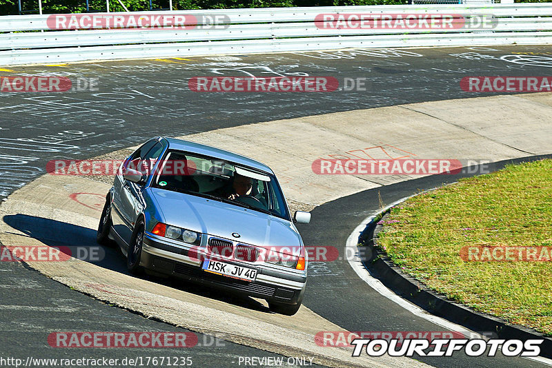 Bild #17671235 - Touristenfahrten Nürburgring Nordschleife (03.07.2022)