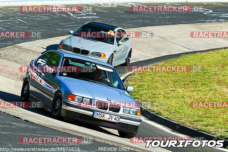 Bild #17671673 - Touristenfahrten Nürburgring Nordschleife (03.07.2022)