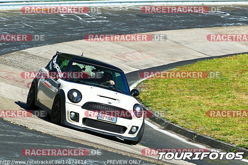 Bild #17673614 - Touristenfahrten Nürburgring Nordschleife (03.07.2022)