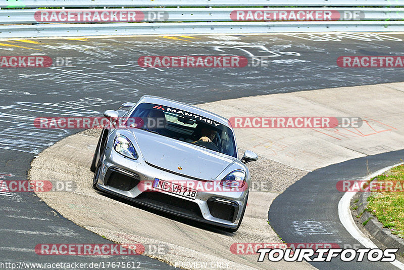 Bild #17675612 - Touristenfahrten Nürburgring Nordschleife (03.07.2022)