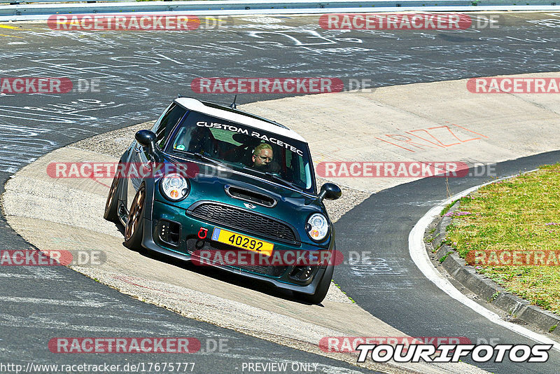 Bild #17675777 - Touristenfahrten Nürburgring Nordschleife (03.07.2022)