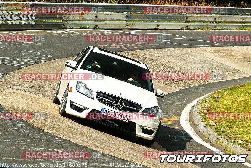 Bild #17680575 - Touristenfahrten Nürburgring Nordschleife (03.07.2022)