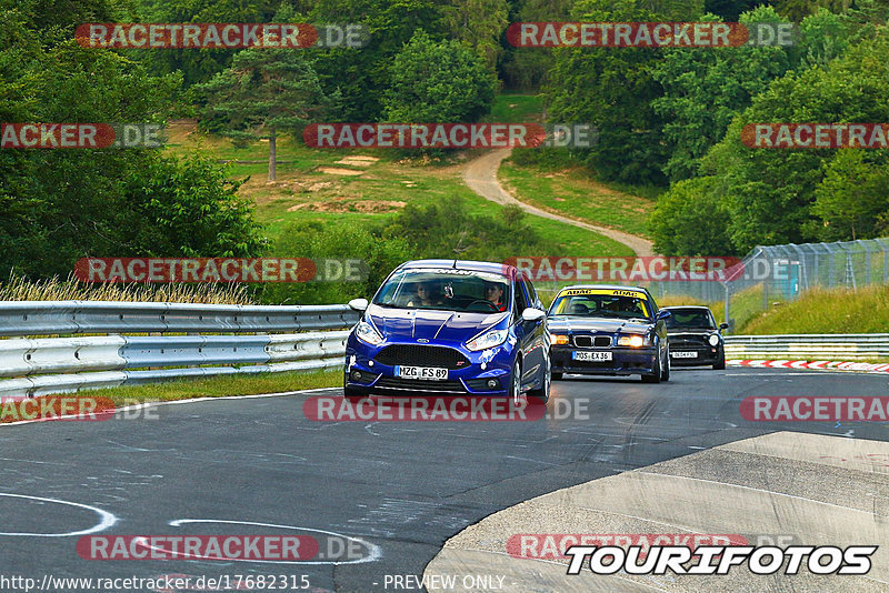 Bild #17682315 - Touristenfahrten Nürburgring Nordschleife (03.07.2022)