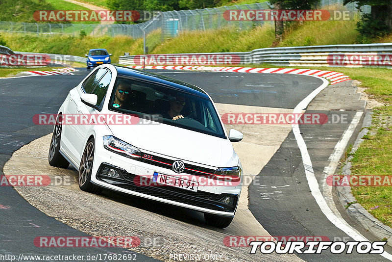 Bild #17682692 - Touristenfahrten Nürburgring Nordschleife (03.07.2022)