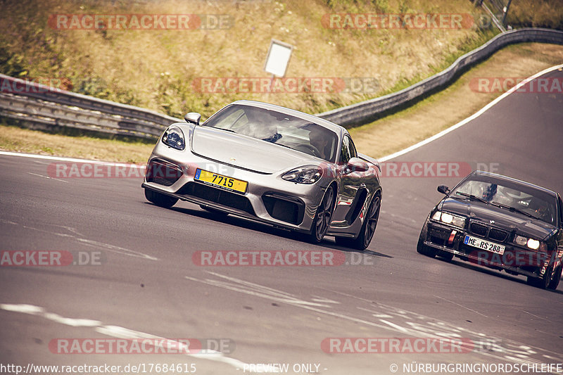 Bild #17684615 - Touristenfahrten Nürburgring Nordschleife (03.07.2022)