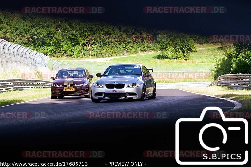 Bild #17686713 - Touristenfahrten Nürburgring Nordschleife (04.07.2022)