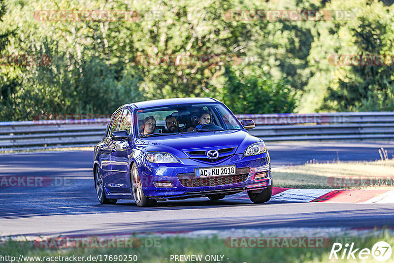 Bild #17690250 - Touristenfahrten Nürburgring Nordschleife (04.07.2022)