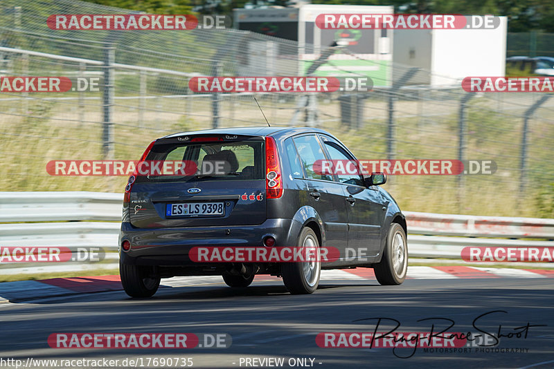 Bild #17690735 - Touristenfahrten Nürburgring Nordschleife (04.07.2022)