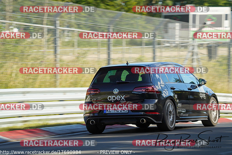 Bild #17690984 - Touristenfahrten Nürburgring Nordschleife (04.07.2022)