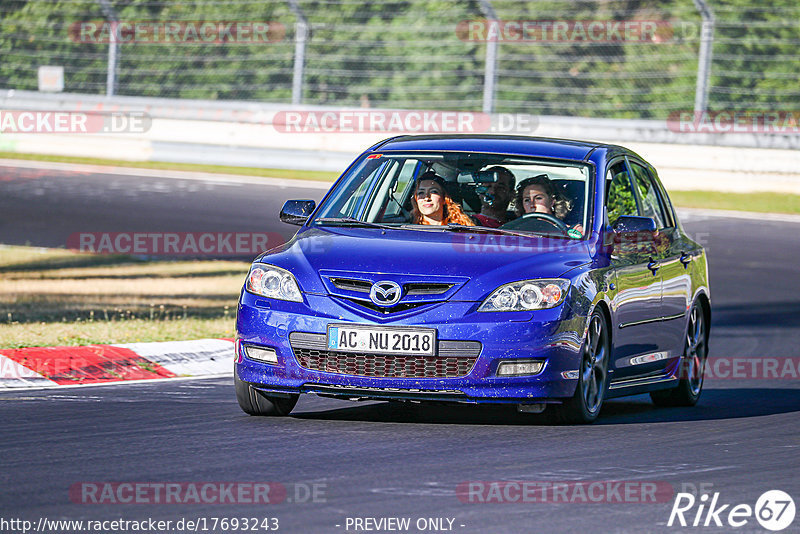 Bild #17693243 - Touristenfahrten Nürburgring Nordschleife (04.07.2022)