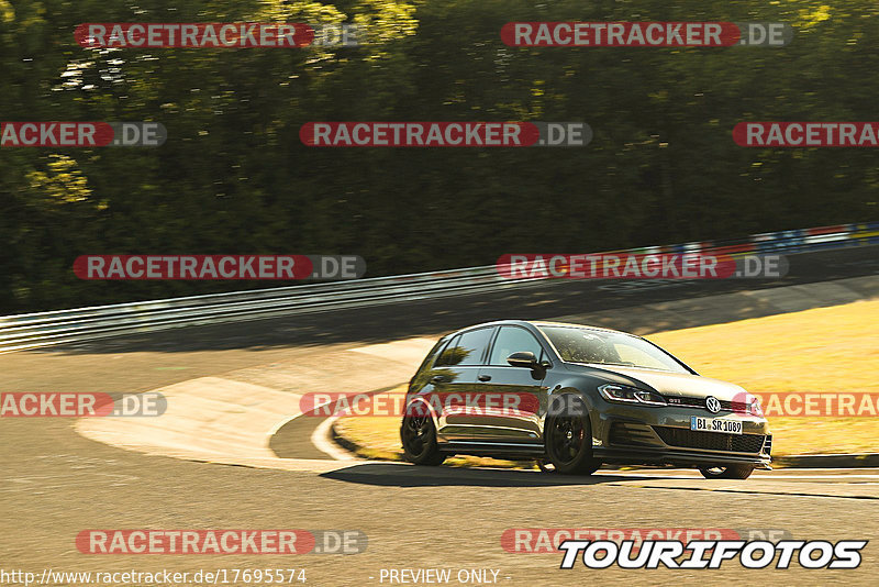 Bild #17695574 - Touristenfahrten Nürburgring Nordschleife (04.07.2022)