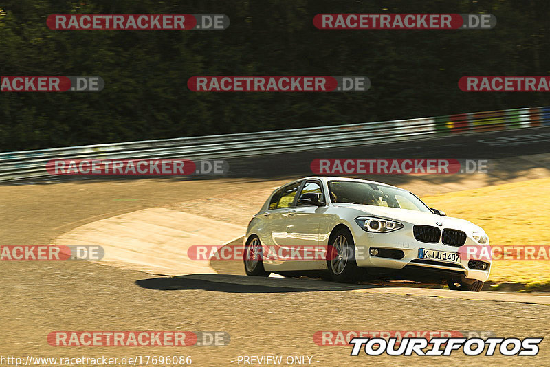 Bild #17696086 - Touristenfahrten Nürburgring Nordschleife (04.07.2022)