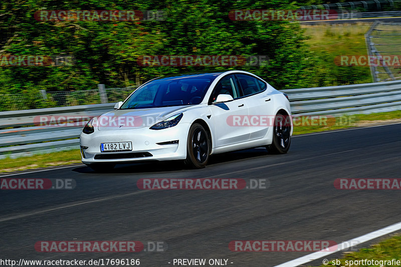 Bild #17696186 - Touristenfahrten Nürburgring Nordschleife (04.07.2022)