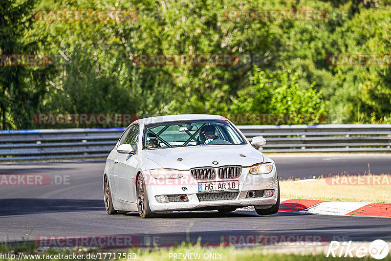 Bild #17717563 - Touristenfahrten Nürburgring Nordschleife (06.07.2022)