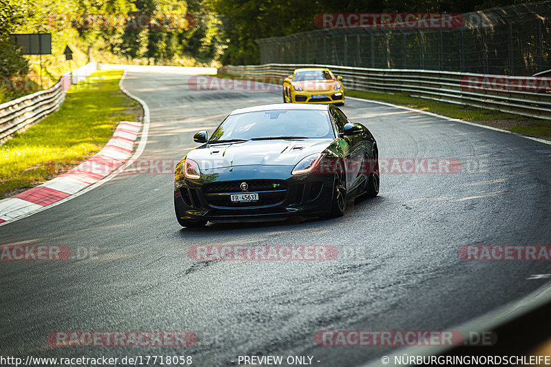 Bild #17718058 - Touristenfahrten Nürburgring Nordschleife (06.07.2022)