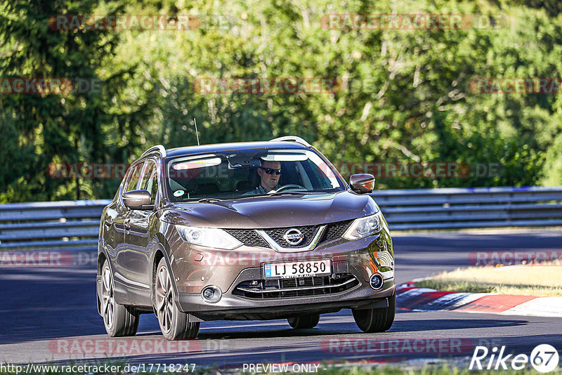 Bild #17718247 - Touristenfahrten Nürburgring Nordschleife (06.07.2022)