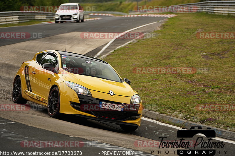 Bild #17733673 - Touristenfahrten Nürburgring Nordschleife (10.07.2022)