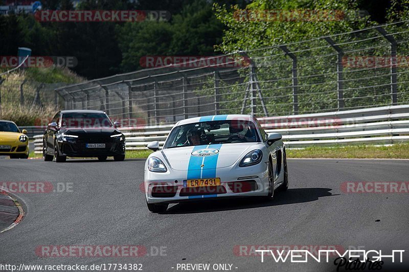 Bild #17734382 - Touristenfahrten Nürburgring Nordschleife (10.07.2022)