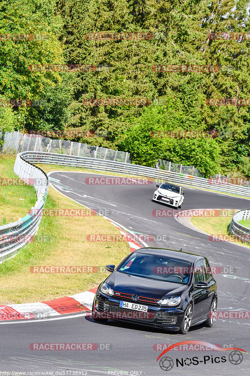 Bild #17738912 - Touristenfahrten Nürburgring Nordschleife (10.07.2022)