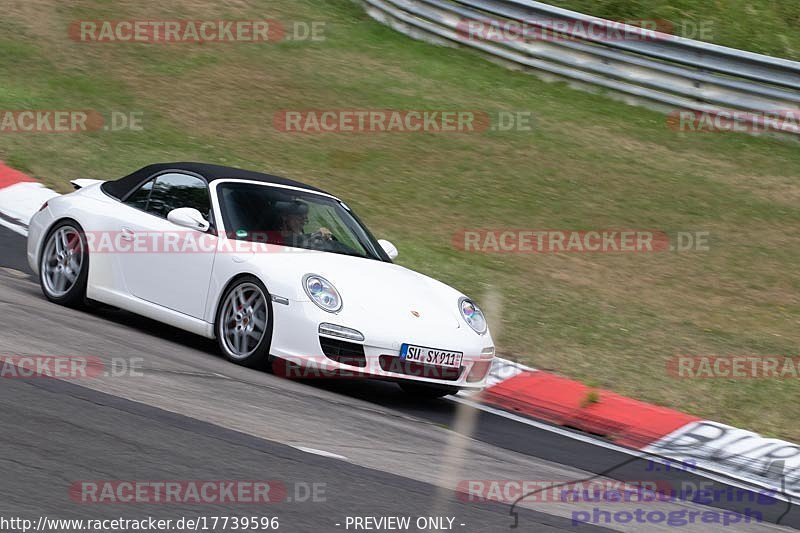 Bild #17739596 - Touristenfahrten Nürburgring Nordschleife (10.07.2022)