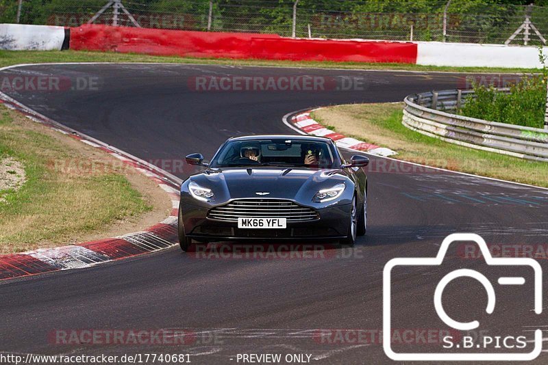 Bild #17740681 - Touristenfahrten Nürburgring Nordschleife (10.07.2022)