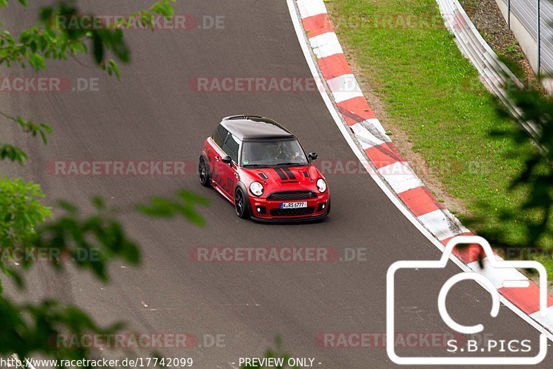 Bild #17742099 - Touristenfahrten Nürburgring Nordschleife (10.07.2022)