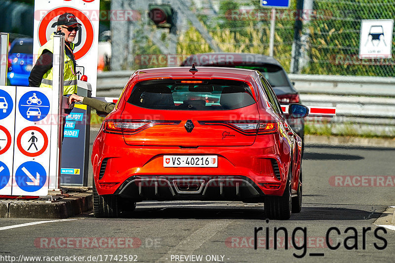 Bild #17742592 - Touristenfahrten Nürburgring Nordschleife (10.07.2022)