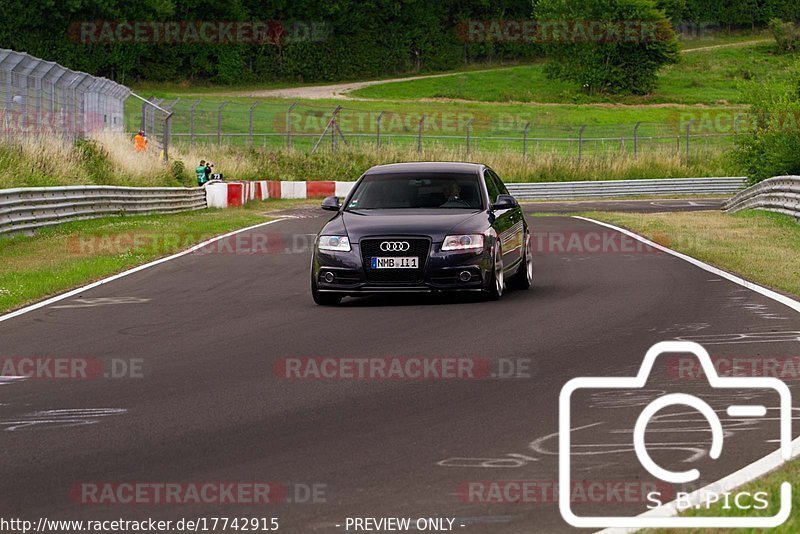 Bild #17742915 - Touristenfahrten Nürburgring Nordschleife (10.07.2022)